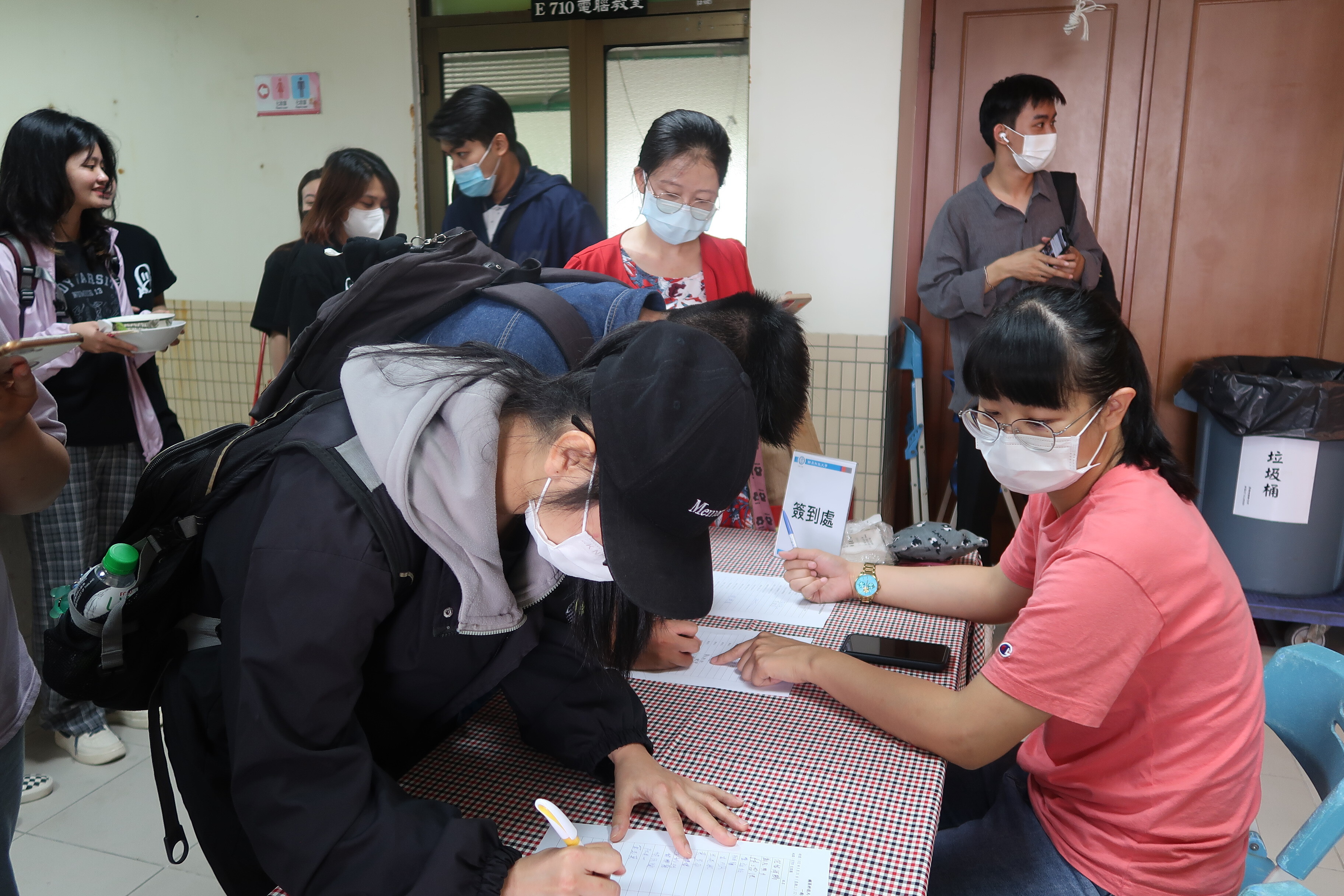 111學年度僑外生畢業送舊餐會